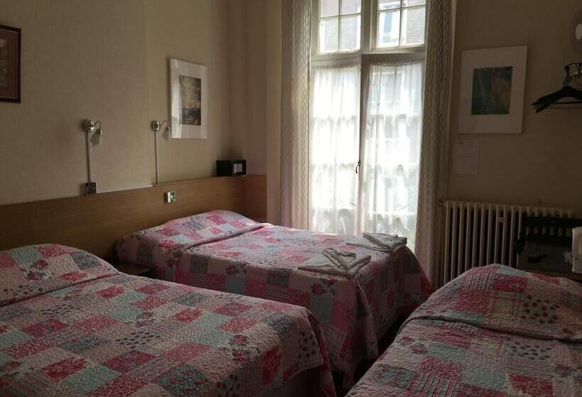 Четырехместный Номер Стандарт, St George