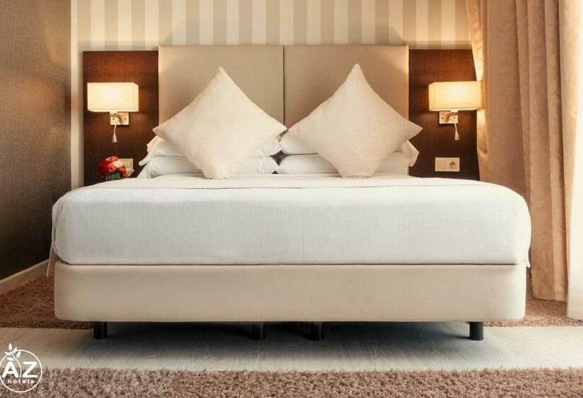 اتاق لوکس, Az Hôtels Zeralda