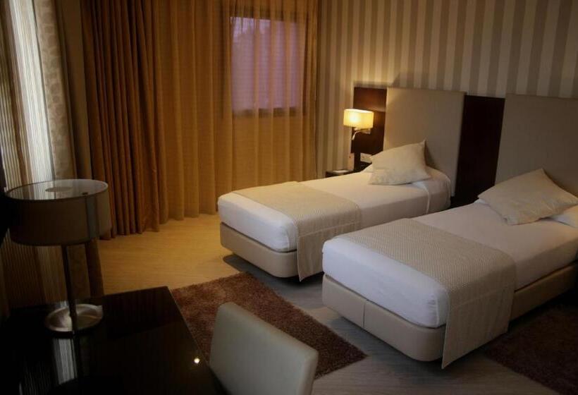 اتاق استاندارد, Az Hôtels Zeralda