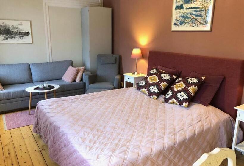 اتاق استاندارد چهار تخته, Brunsbo G:a Biskopsgård Hotell & Konferens