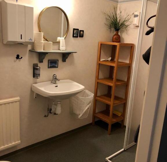 اتاق استاندارد یک نفره, Brunsbo G:a Biskopsgård Hotell & Konferens