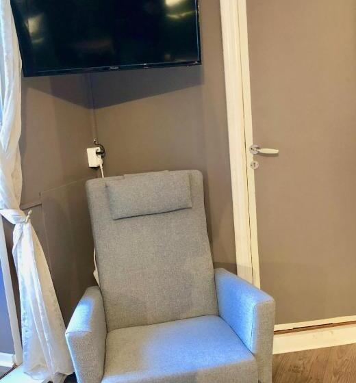 اتاق استاندارد یک نفره, Brunsbo G:a Biskopsgård Hotell & Konferens