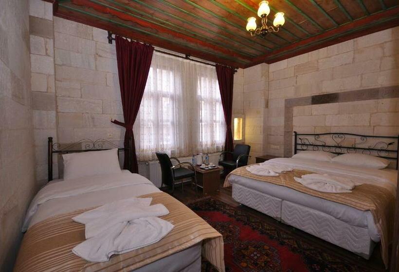 اتاق خانوادگی, Cappadocia Stone Palace