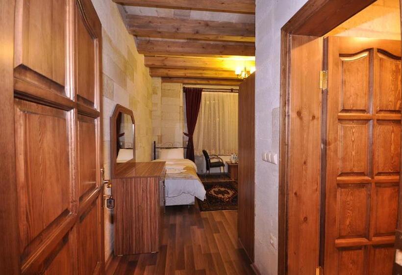 اتاق استاندارد سه نفره, Cappadocia Stone Palace