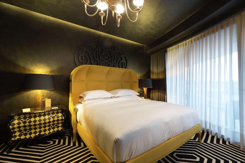 اتاق لوکس با تخت بزرگ, Doubletree By Hilton Hotel Izmir Airport