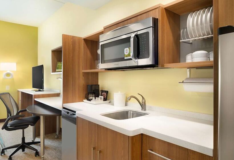 سوییت, Home2 Suites By Hilton Charlotte Airport