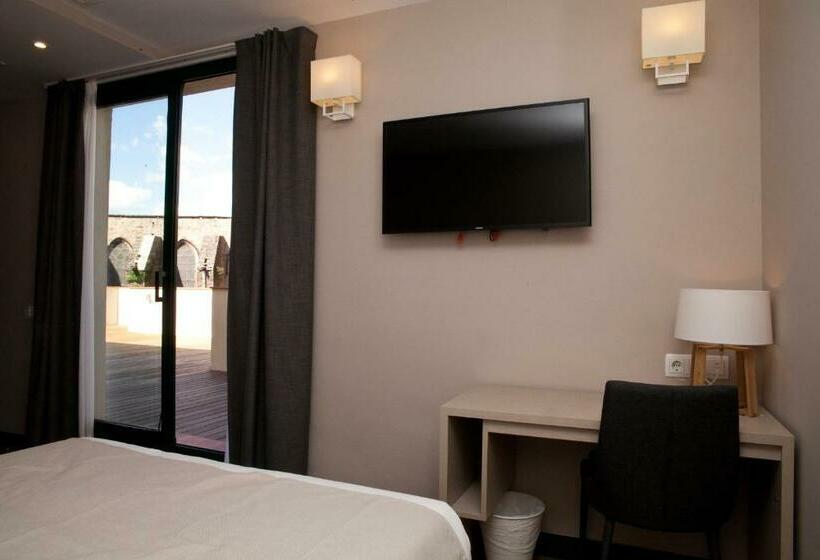 Superior Room with Balcony, May Ramblas