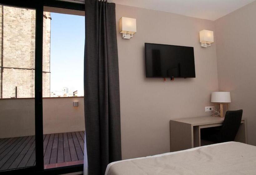 Superior Room with Balcony, May Ramblas