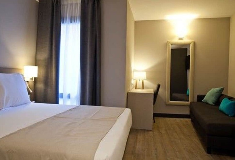 Junior Suite, May Ramblas