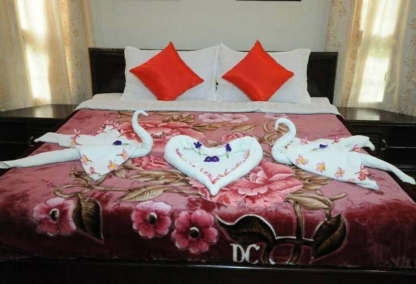اتاق لوکس, Hsaung Thazin Hotel Pyin Oo Lwin