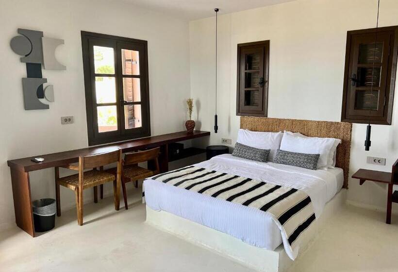 Deluxe Suite Sea View, Akre