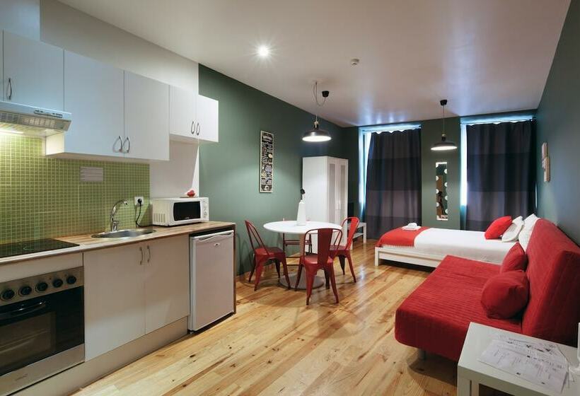 Prestige Studio, Aparthotel Oporto Entreparedes