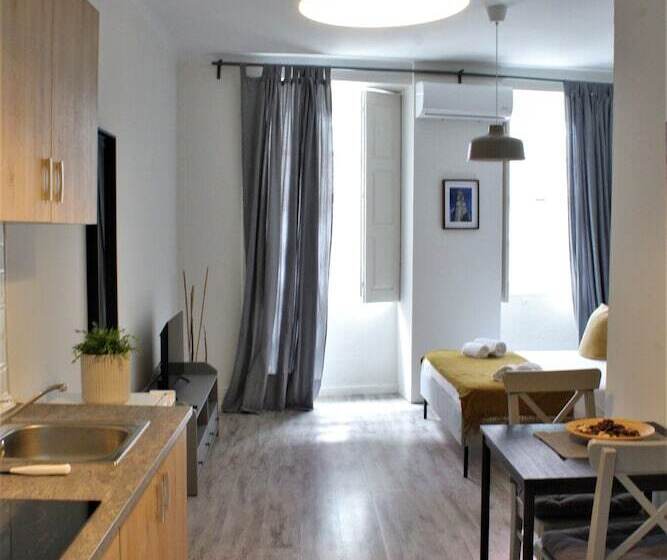 استودیوی استاندارد, Aparthotel Oporto Entreparedes