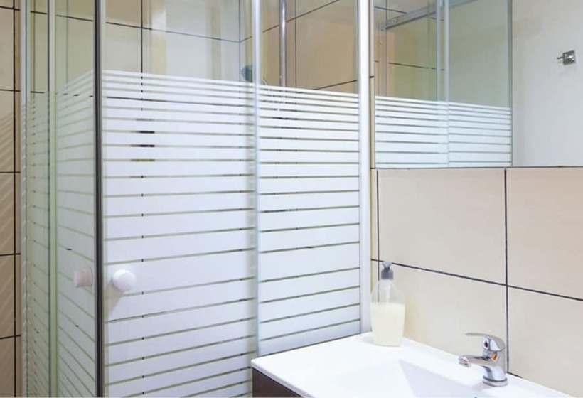 استودیوی سوپریور, Aparthotel Oporto Entreparedes