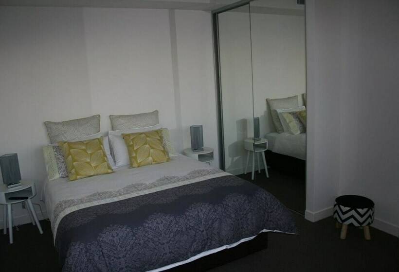 آپارتمان مدیریتی 2 خوابه, Apartment On King Street