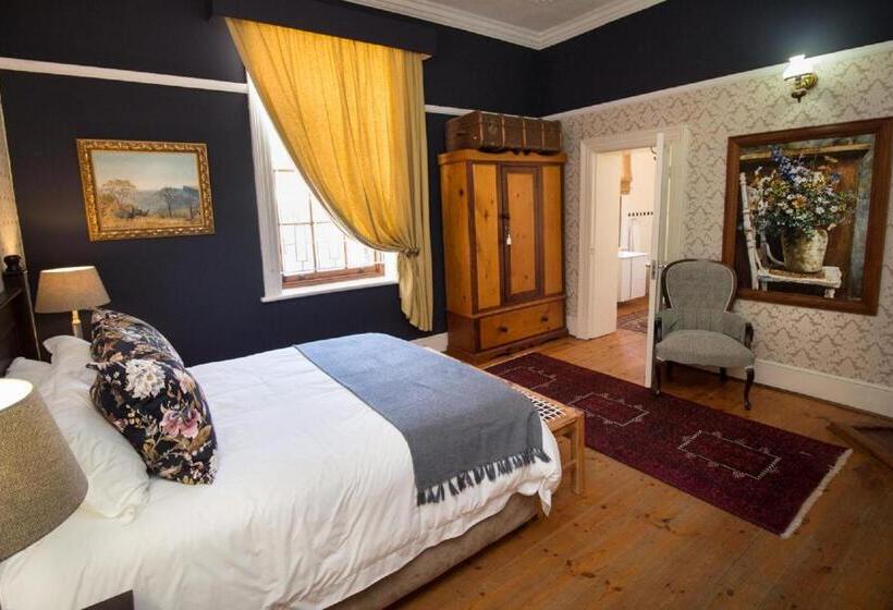 اتاق استاندارد با چشم‌انداز استخر, Airlies Guest House