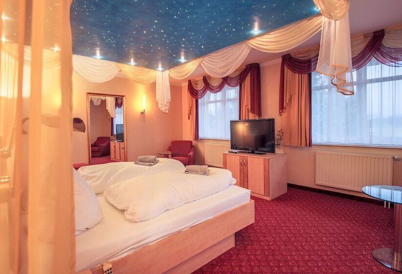 سوییت جونیور با بالکن, Ferien Hotel Spree Neisse