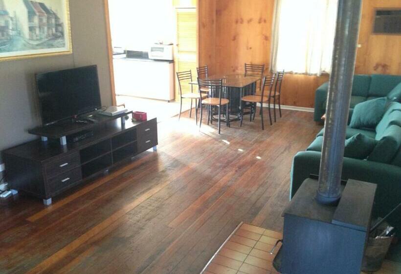 کابین, Bestbrook Mountain Farmstay
