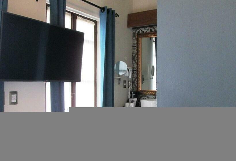 اتاق لوکس با تخت بزرگ, Boutique Casa Altamira