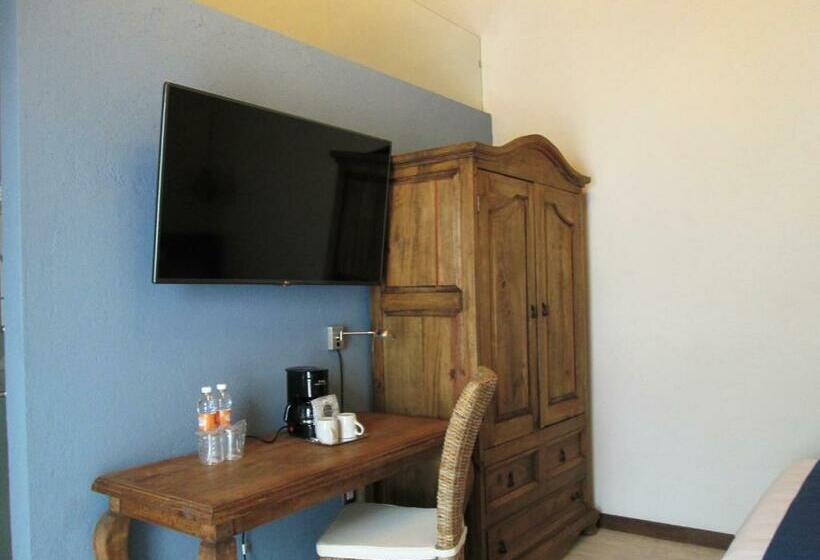 اتاق لوکس با تخت بزرگ, Boutique Casa Altamira