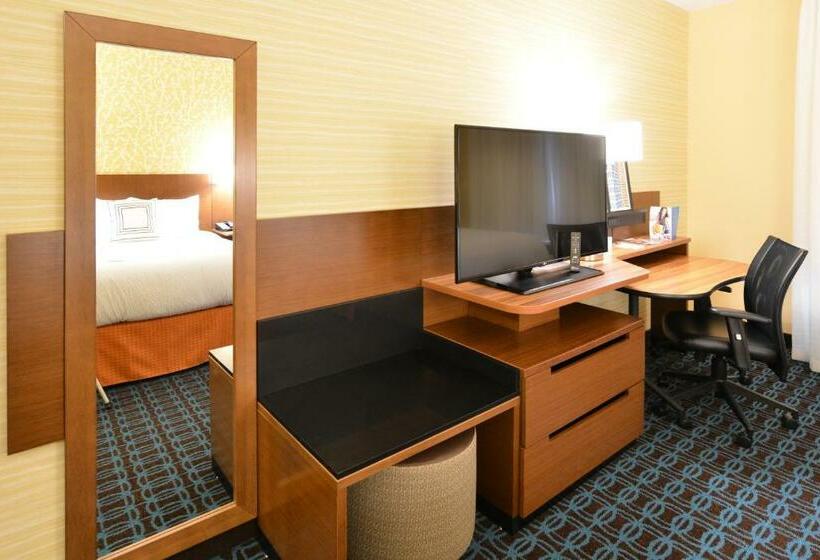 اتاق استاندارد با تخت بزرگ, Fairfield Inn & Suites Eau Claire Chippewa Falls