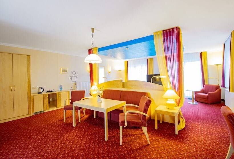 سوییت جونیور با بالکن, Ferien Hotel Spree Neisse