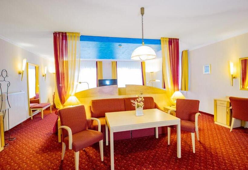 سوییت جونیور با بالکن, Ferien Hotel Spree Neisse