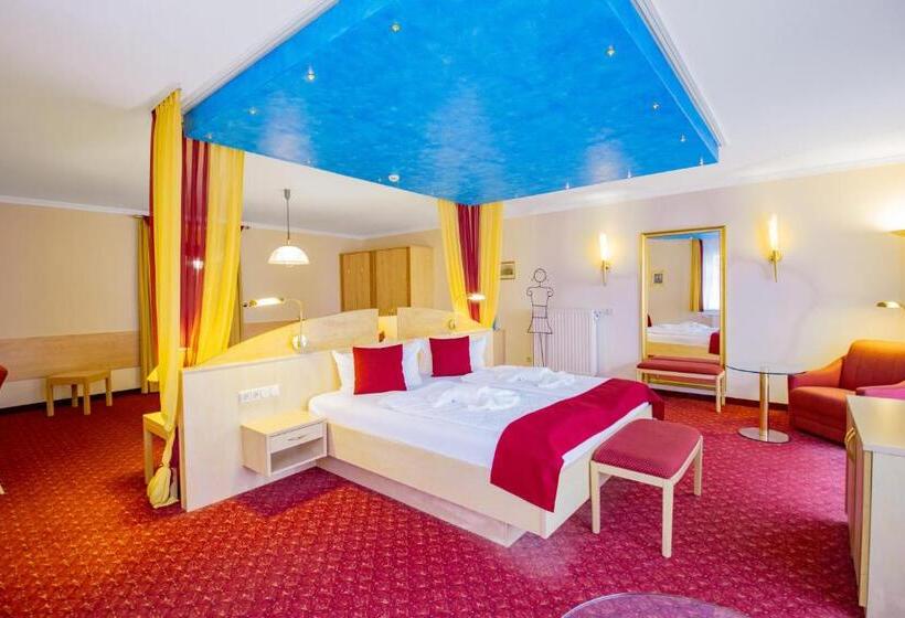 سوییت جونیور با بالکن, Ferien Hotel Spree Neisse