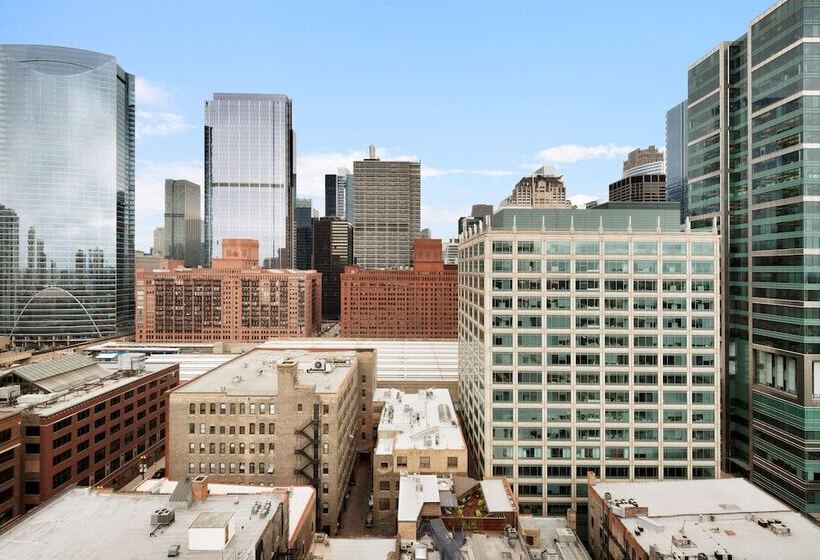 Habitació Estàndard Llit Matrimoni Adaptada per a persones amb mobilitat reduïda, Hampton Inn Chicago Downtown West Loop