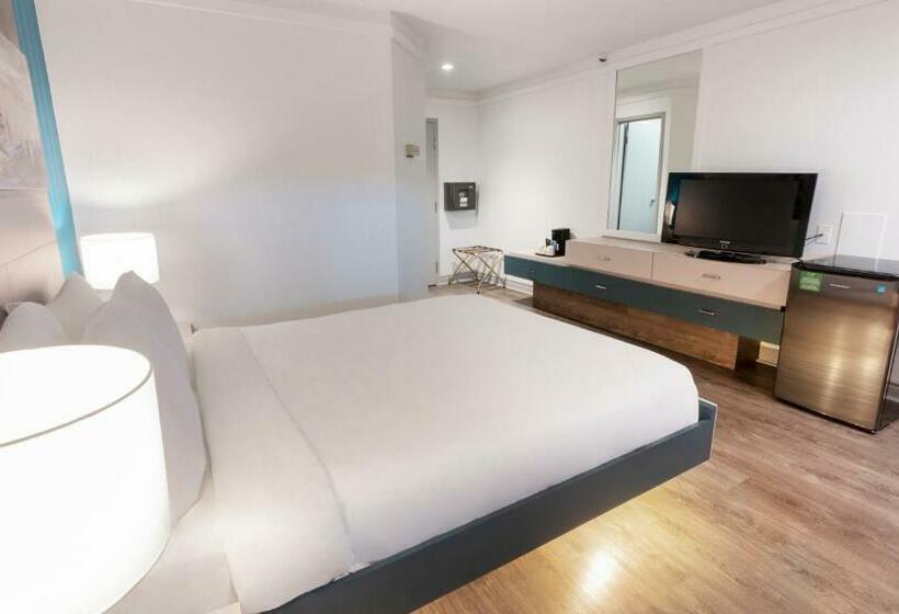 اتاق اکونومی اینتریور با تخت دوبل, Quebec Inn