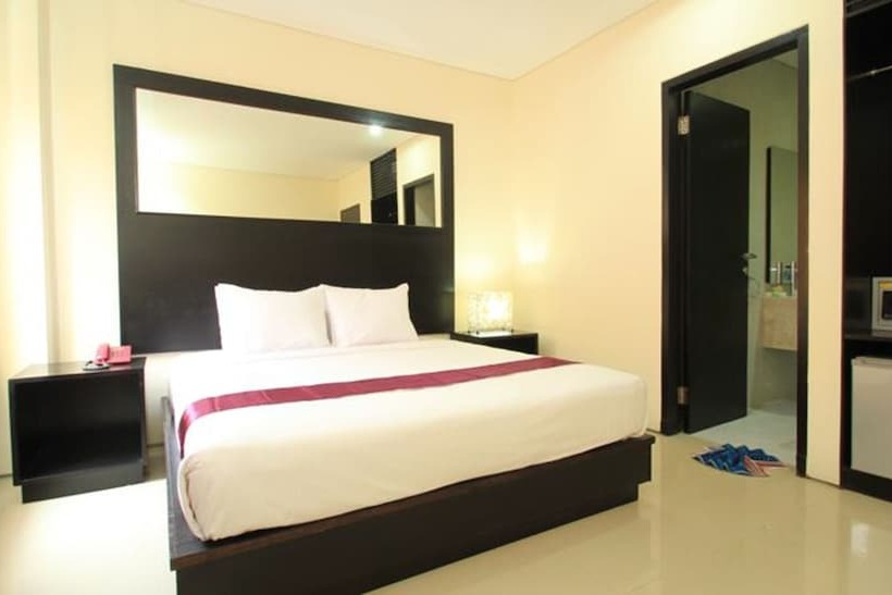 اتاق لوکس, Collection O Airport Kuta Bali
