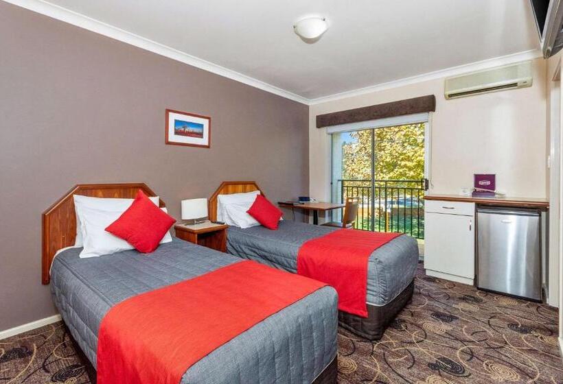 اتاق استاندارد, Quality Hotel Bayswater