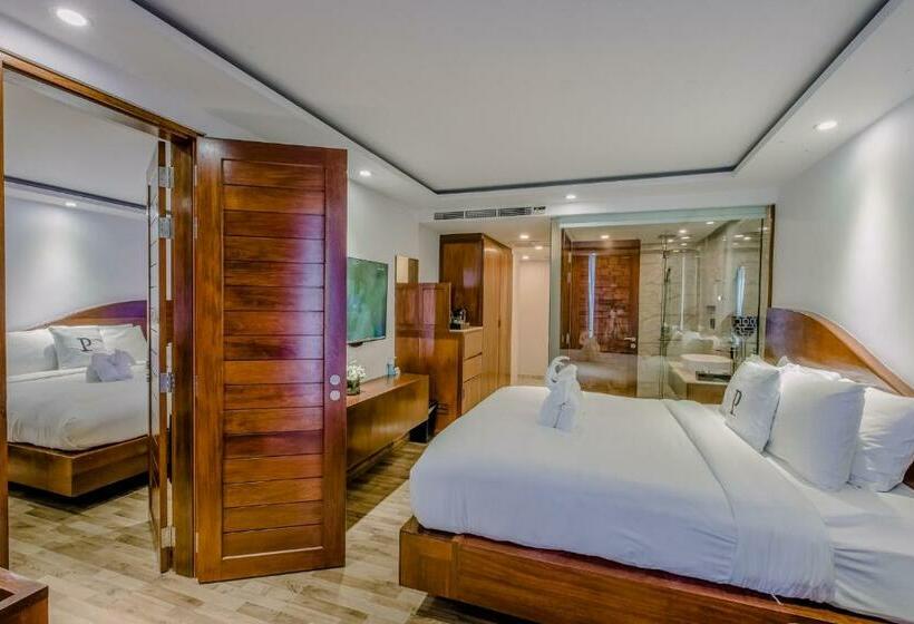 اتاق لوکس, The Privilege Hotel Ezra Beach Club