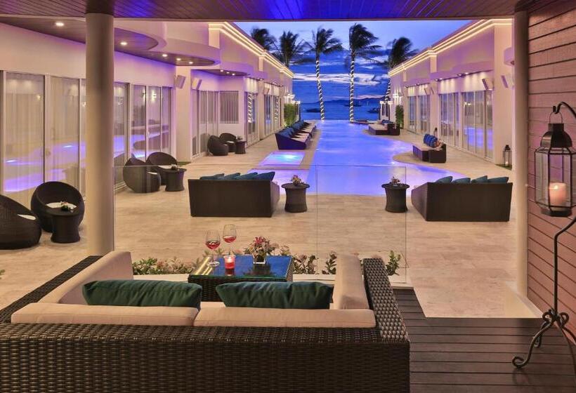 اتاق لوکس با چشم‌انداز دریا, The Privilege Hotel Ezra Beach Club