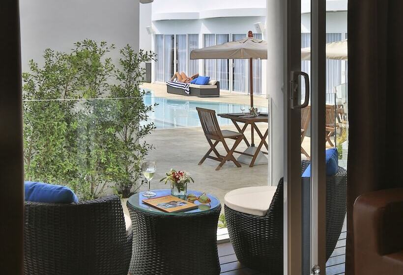 اتاق لوکس, The Privilege Hotel Ezra Beach Club