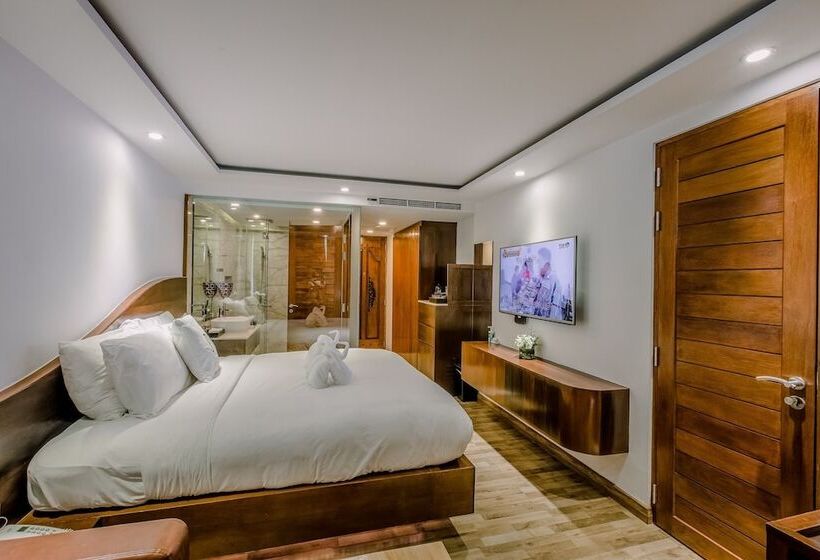 اتاق لوکس, The Privilege Hotel Ezra Beach Club