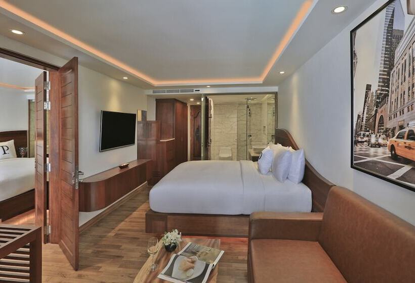 اتاق لوکس, The Privilege Hotel Ezra Beach Club