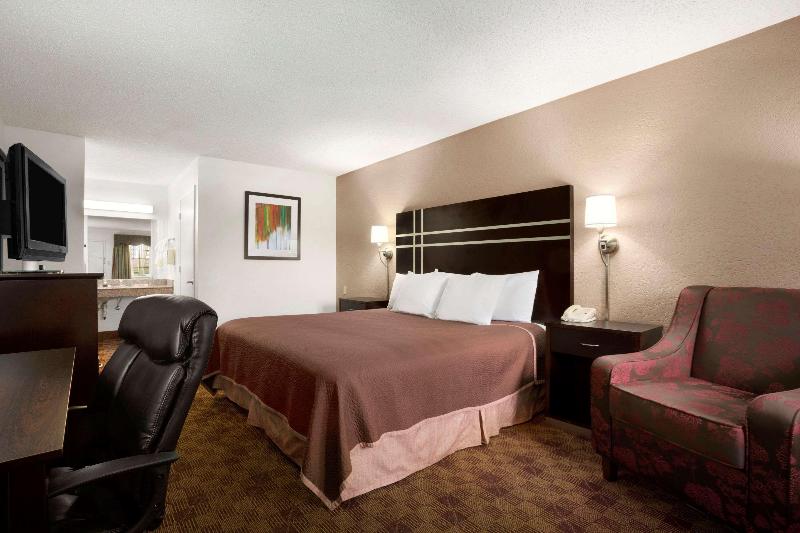 اتاق استاندارد یک تخته با تخت بزرگ, Trip Inn Goethe Business