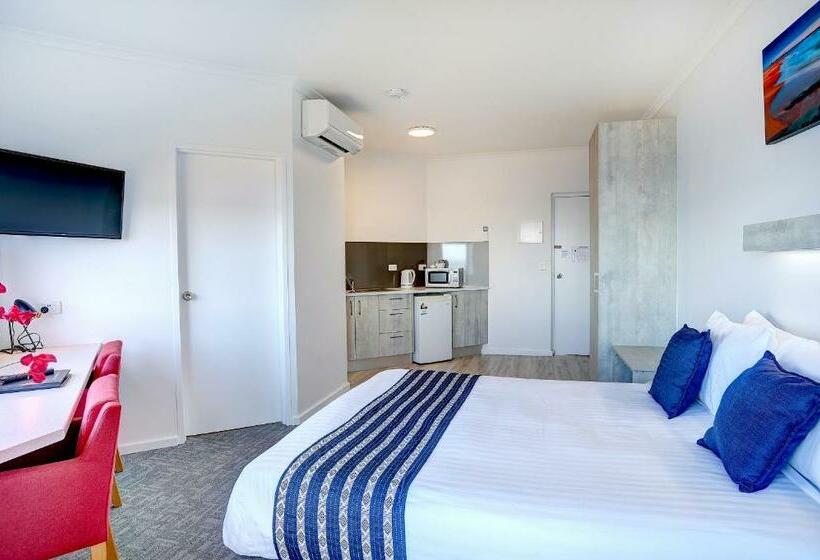 اتاق استاندارد, Limani Motel