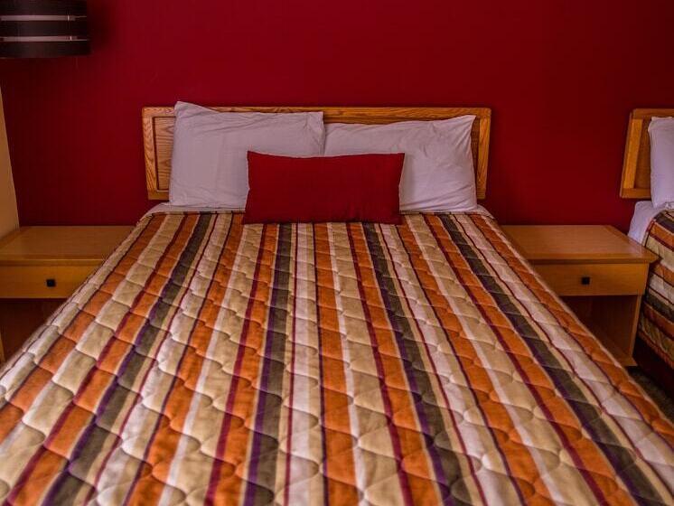 اتاق استاندارد با 2 تخت دوبل, Sahara Courtyard Inn Penticton