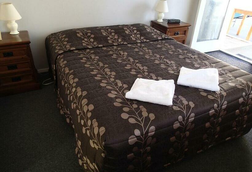 استودیوی استاندارد, Mountain View Motel