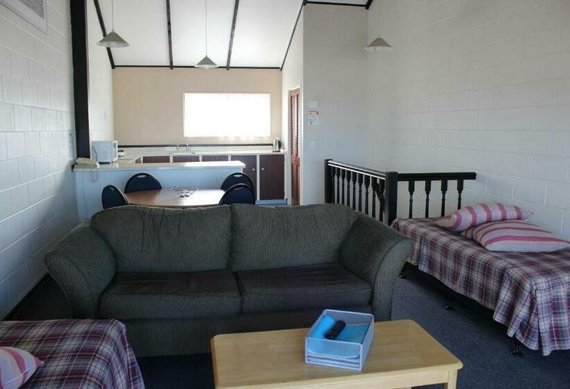 آپارتمان 2 خوابه, Mountain View Motel