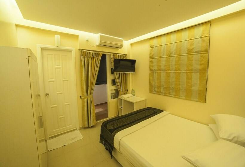 اتاق لوکس با چشم‌انداز شهر, City Grand Guest House