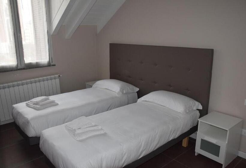 اتاق سوپریور چهار تخته, B&b Leonardo