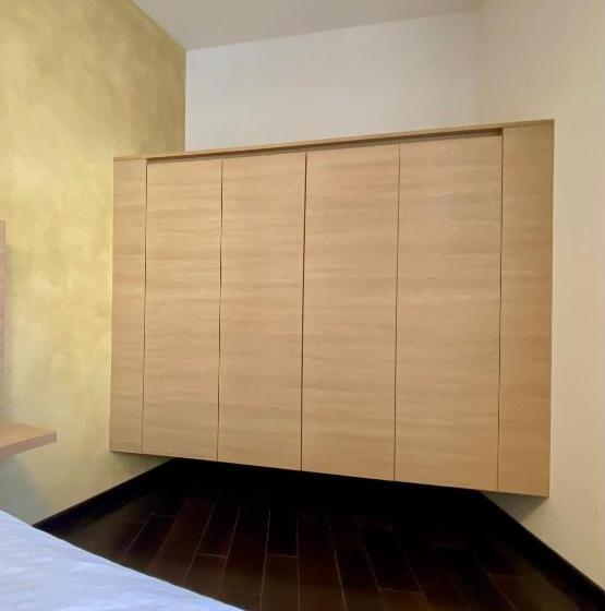 اتاق لوکس با چشم‌انداز دریا, Boutique Wrungel
