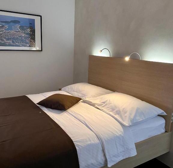 اتاق استاندارد, Boutique Wrungel