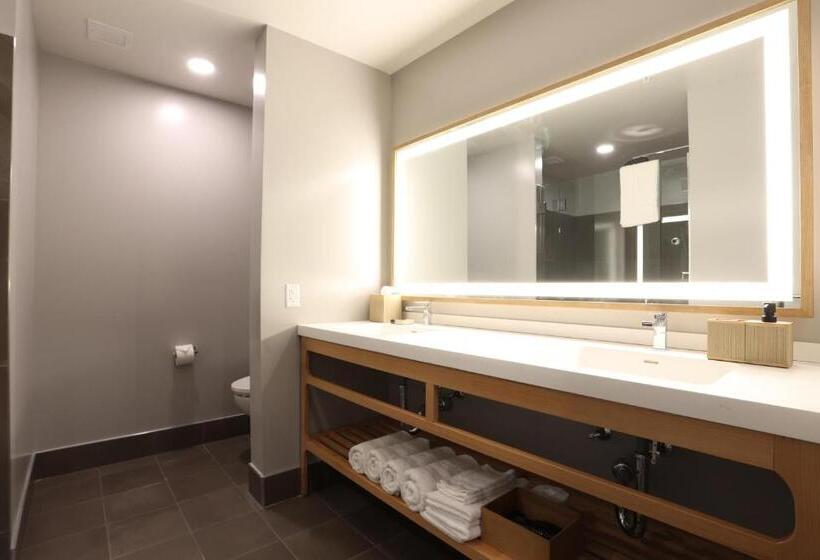 اتاق لوکس, Cedartree Hotel Portland Hillsboro