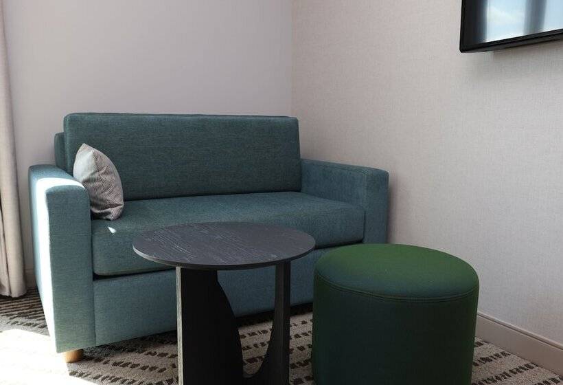 اتاق لوکس, Cedartree Hotel Portland Hillsboro