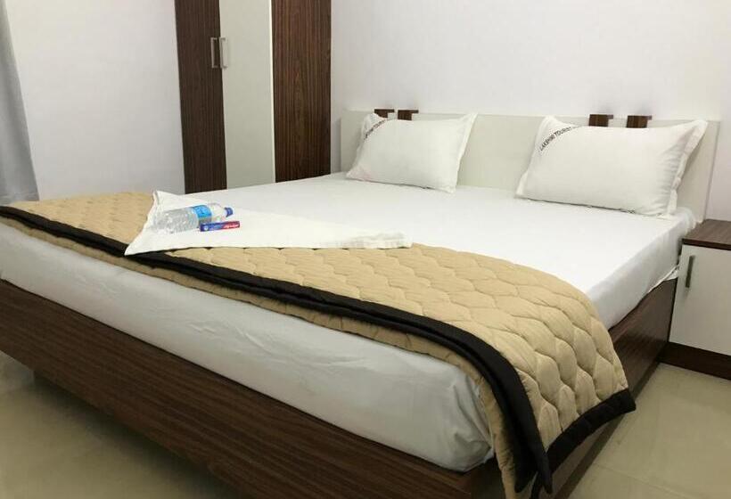 اتاق استاندارد, Lakshmi Tourist Home