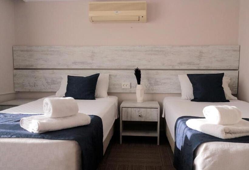 اتاق استاندارد با چشم‌انداز دریا, Melodi Butik Otel